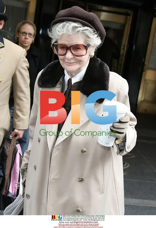 Elaine Stritch leaving Carlisle Hotel
