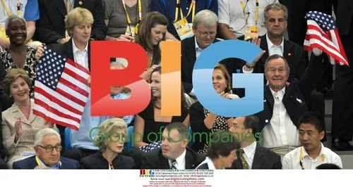 Bush Family Cheers on Michael Phelps
