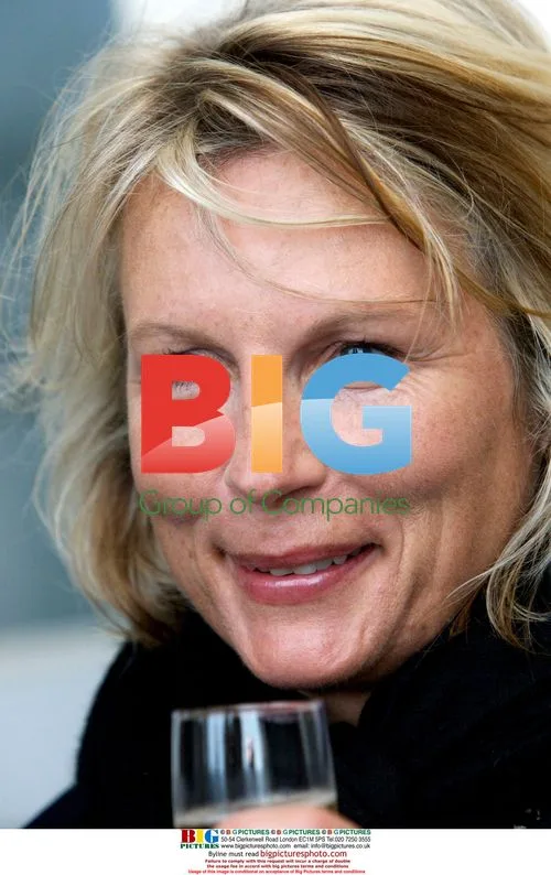 Jennifer Saunders gets star at Oostende film festival