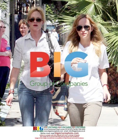 Melanie Griffith and daughter Dakota lunch at the Ivy