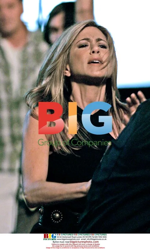 Jennifer Aniston films '30 Rock' in NYC