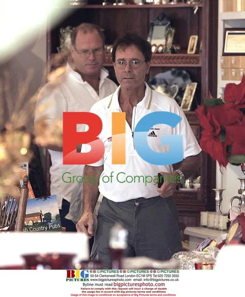Sir Cliff Richard Shopping in Malibu