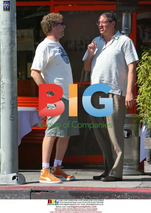 Will Ferrell has lunch with friend