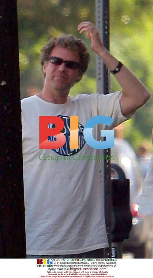 Will Ferrell has lunch with friend