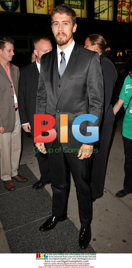 Toby Kebbel at "RocknRolla" premiere
