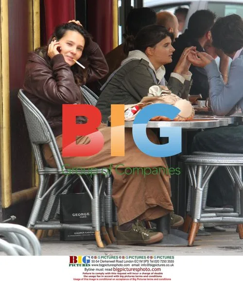 Virginie Ledoyen has lunch in Paris
