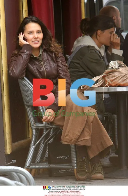 Virginie Ledoyen has lunch in Paris
