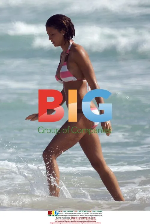 Russell Simon and wife enjoy beach day in Miami