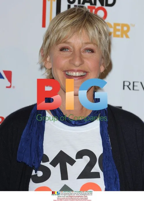 Celebs at Stand Up to Cancer event