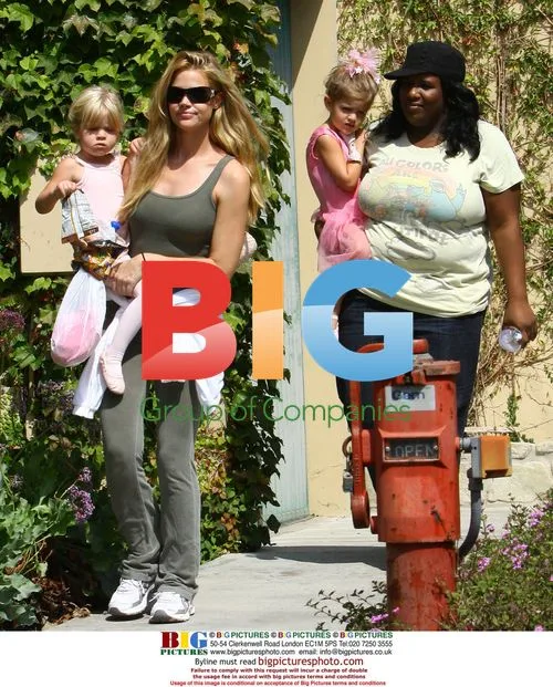 Denise Richards takes daughters to dance class