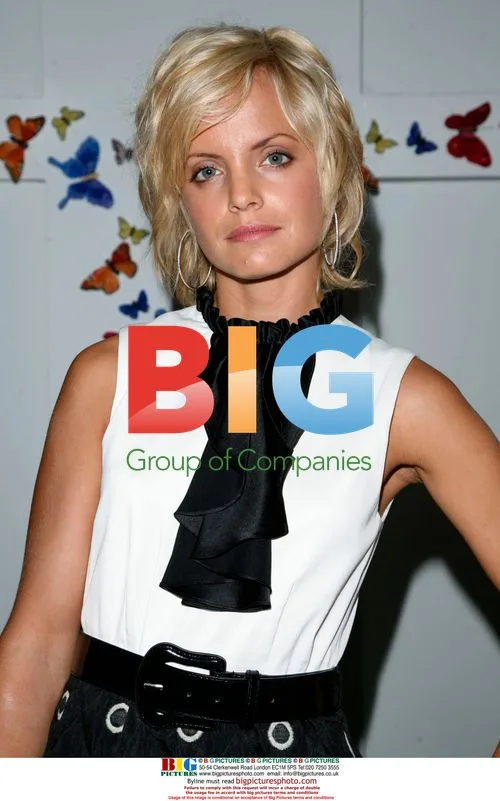 Mena Suvari at Alice + Olivia Show