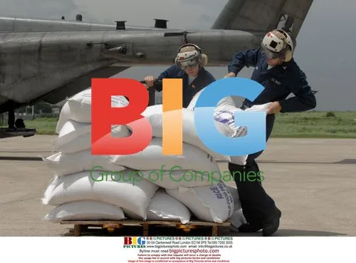 US Navy unloads aid in Haiti