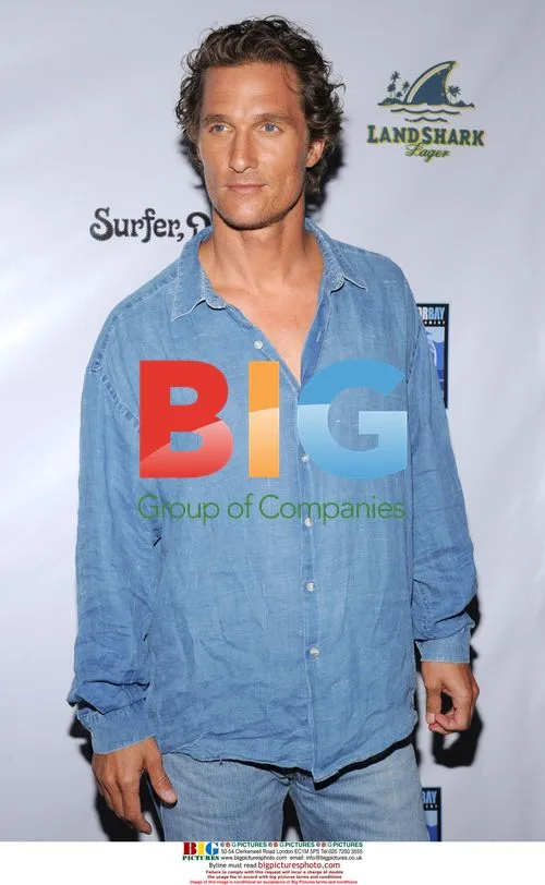 Celebs at "Surfer, Dude" LA Premiere
