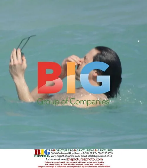 Adrien Brody and Elsa Pataky on Miami Beach