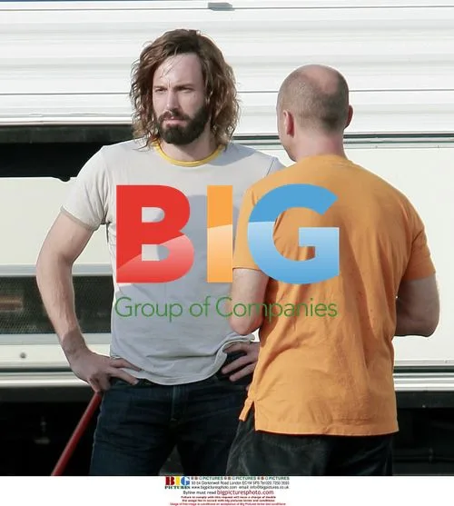 Ben Affleck on set of "Extract" with Mike Judge