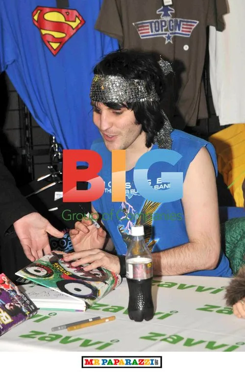 The Mighty Boosh cast signing books in Glasgow
