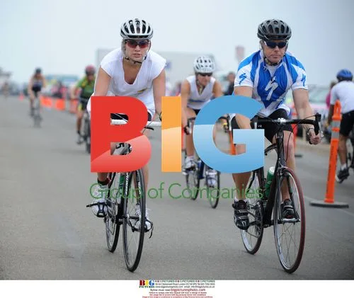 Jennifer Lopez at 2008 Malibu Triathlon