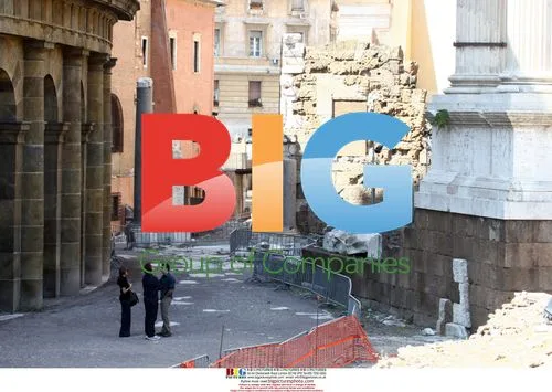 Eva Mendes and boyfriend visit Rome