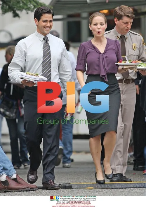 Jesse Metcalfe and Erika Christensen on "Tortured" set
