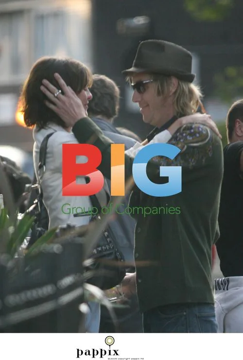 Rhys Ifans with new brunette friend