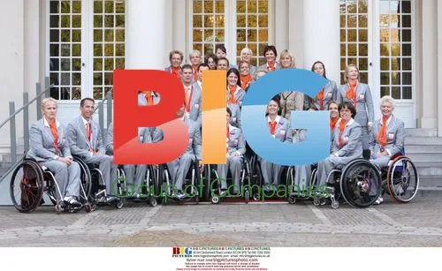 Queen Beatrix and Princess Margriet with paralympics medalists