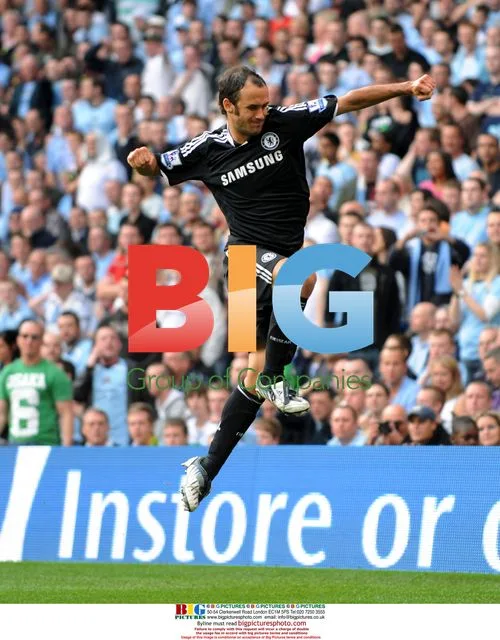 Ricardo Carvalho scores for Chelsea