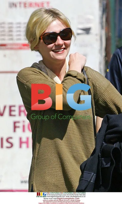 Kirsten Dunst Walks in NYC