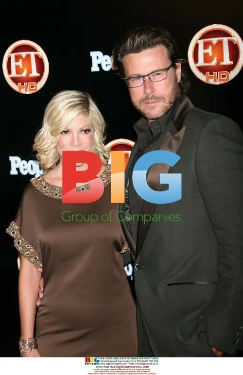 Tori Spelling and Dean McDermott at ET Emmy Party
