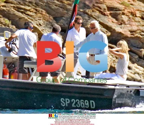 Sarkozy and Bruni-Sarkozy Sail on Agnelli's Boat