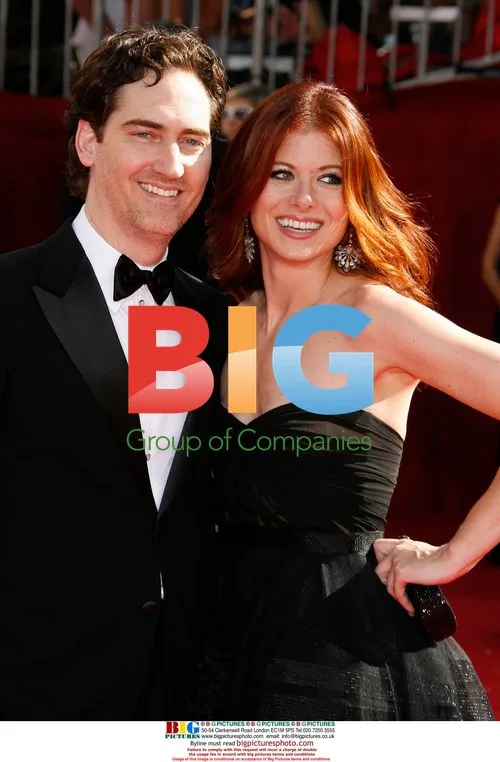 Debra Messing and Daniel Zelman at 2008 Emmy Awards