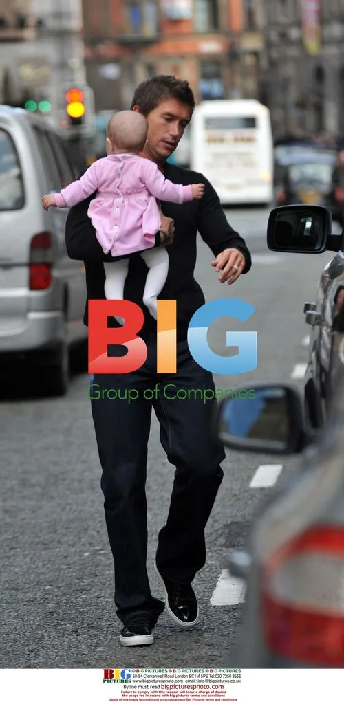 Harry Kewell and Sheree Murphy with daughter Matilda