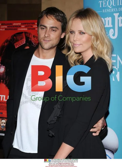 Charlize Theron and Stuart Townsend at "Battle in Seattle" screening