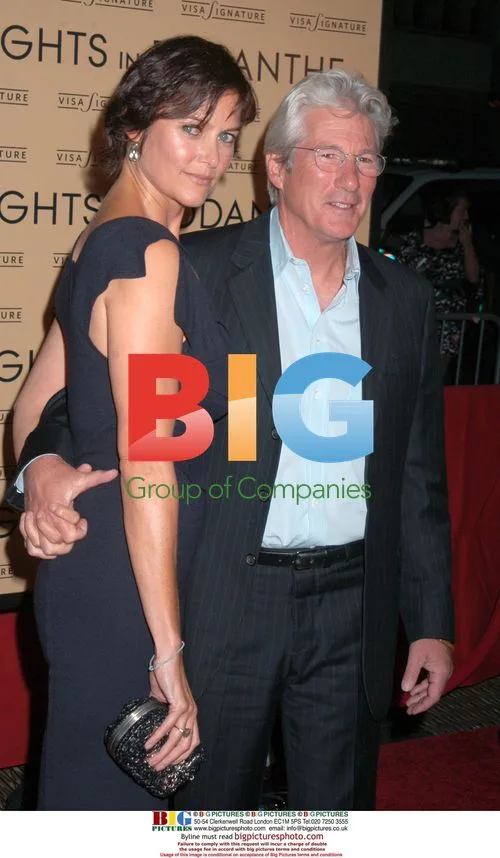 Richard Gere and Carey Lowell at "Nights in Rodanthe" premiere