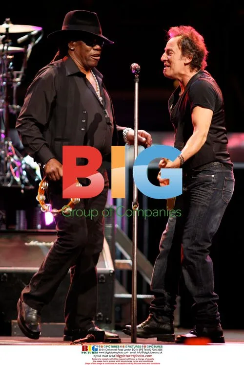 Bruce Springsteen and Clarence Clemons perform in San Jose
