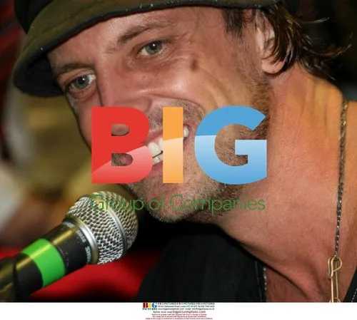 Daniel Powter Launches New Album at Trafford Centre