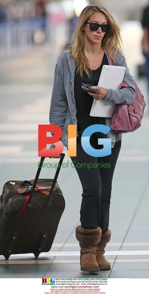 Hayley Duff arrives at Vancouver airport