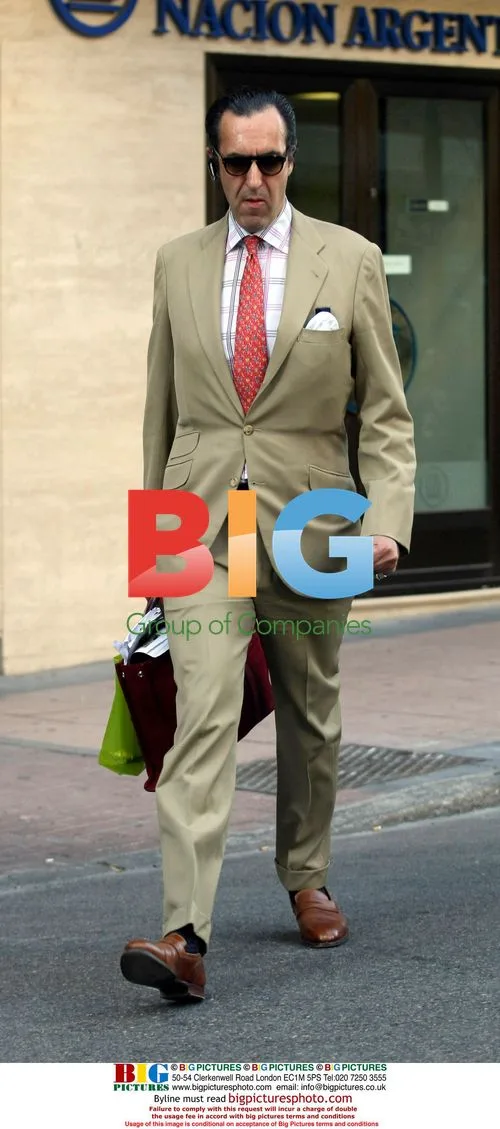 Jaime de Marichalar shopping in Madrid