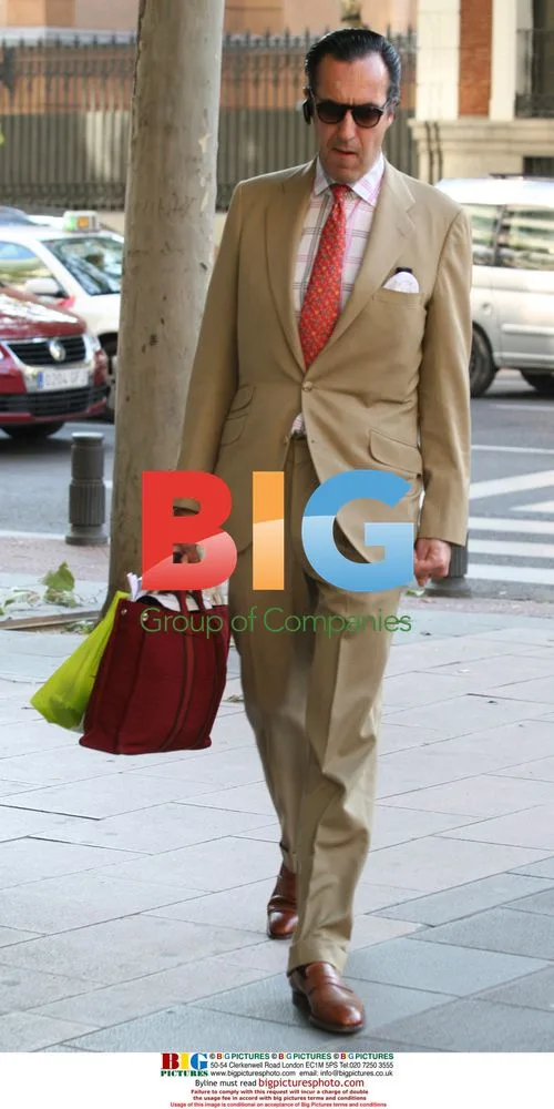 Jaime de Marichalar shopping in Madrid