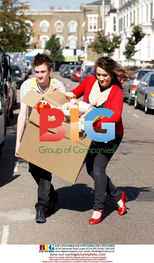 Big Brother Contestants Move Into New Home