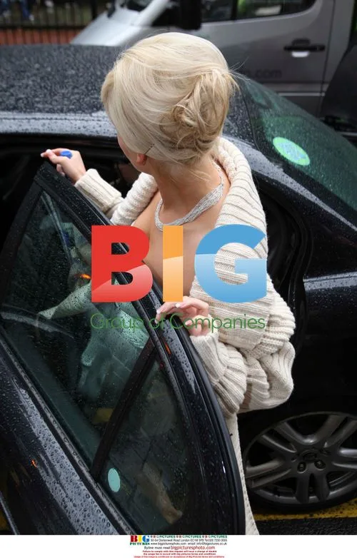 Soapstars Leaving Awards Hotel in London