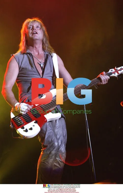 Joe Elliott of DEF LEPPARD performs in Manchester