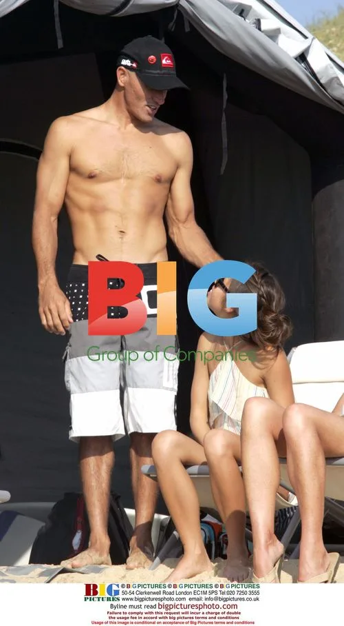 Kelly Slater and girlfriend at Quicksilver Pro France 2008