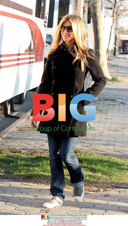 Jennifer Aniston on 'The Baster' set