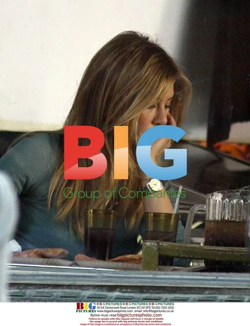 Jennifer Aniston on 'The Baster' set