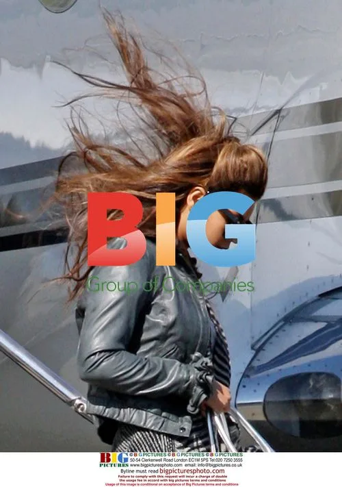 Beyonce Arrives in Vancouver for Tour
