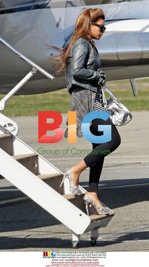 Beyonce Arrives in Vancouver for Tour