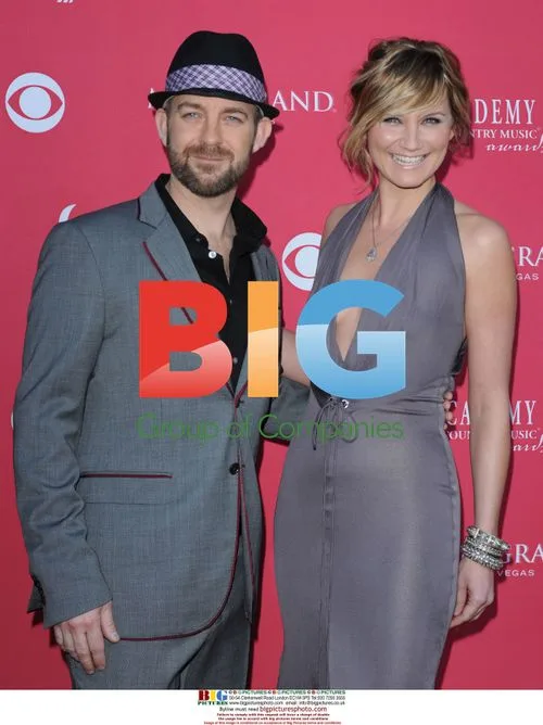 Jennifer Nettles and Kristian Bush of Sugarland at ACM Awards