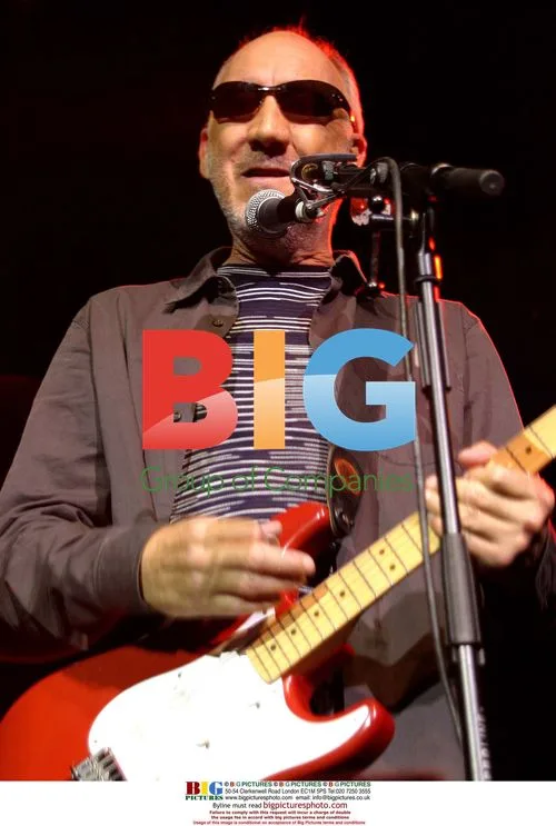 Pete Townshend Officially Single