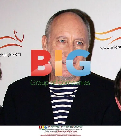 The Who's Pete Townshend Finalizes Divorce