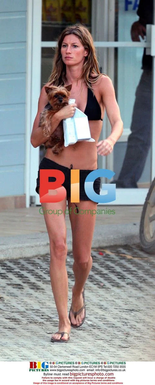 Gisele Bundchen and Tom Brady Visit Pharmacy